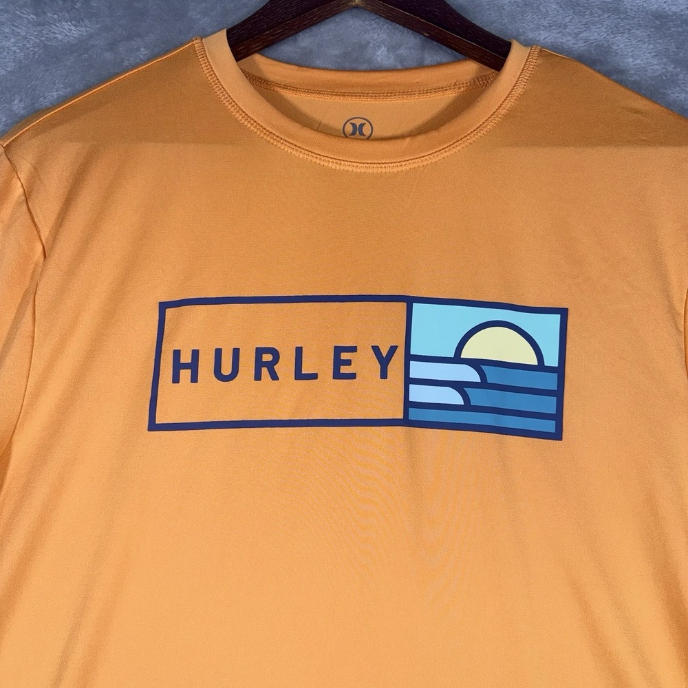 Hurley Rashguard Men's Small Orange Swim Long Sleeve Surfer Beach Coast Life